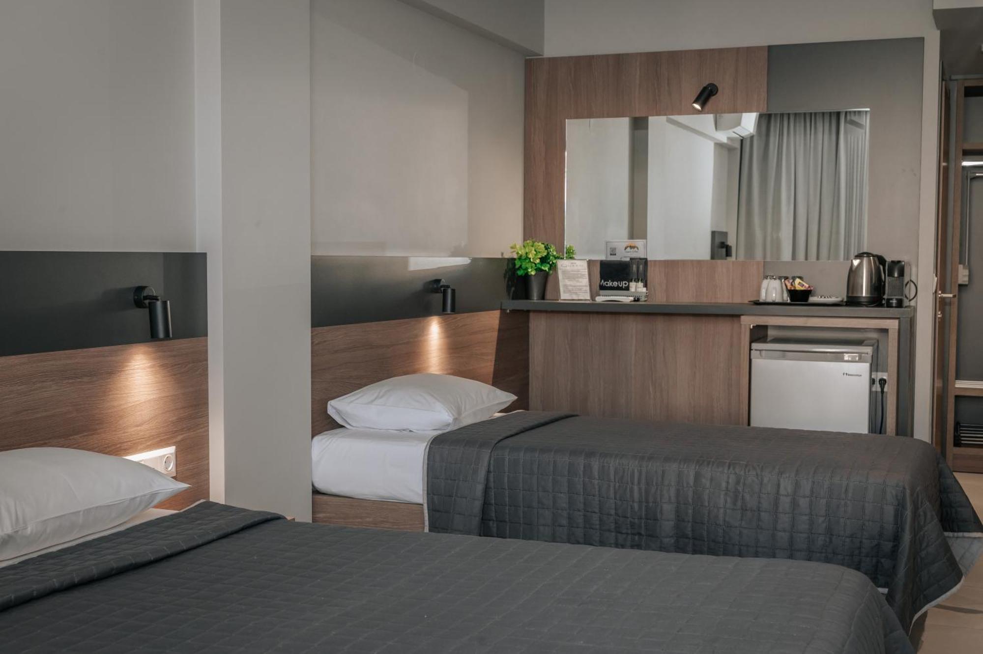 Elizabeth Queen Luxury Rooms Paralía 外观 照片