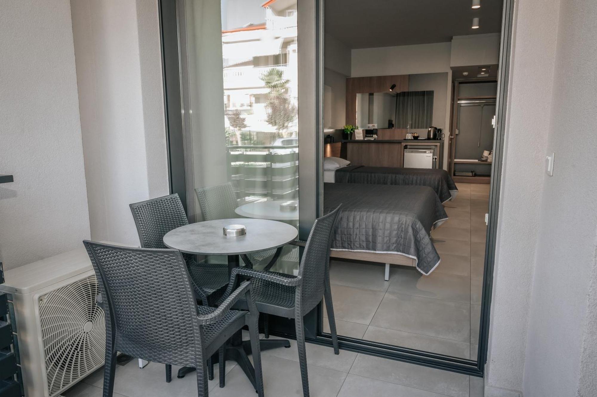 Elizabeth Queen Luxury Rooms Paralía 外观 照片