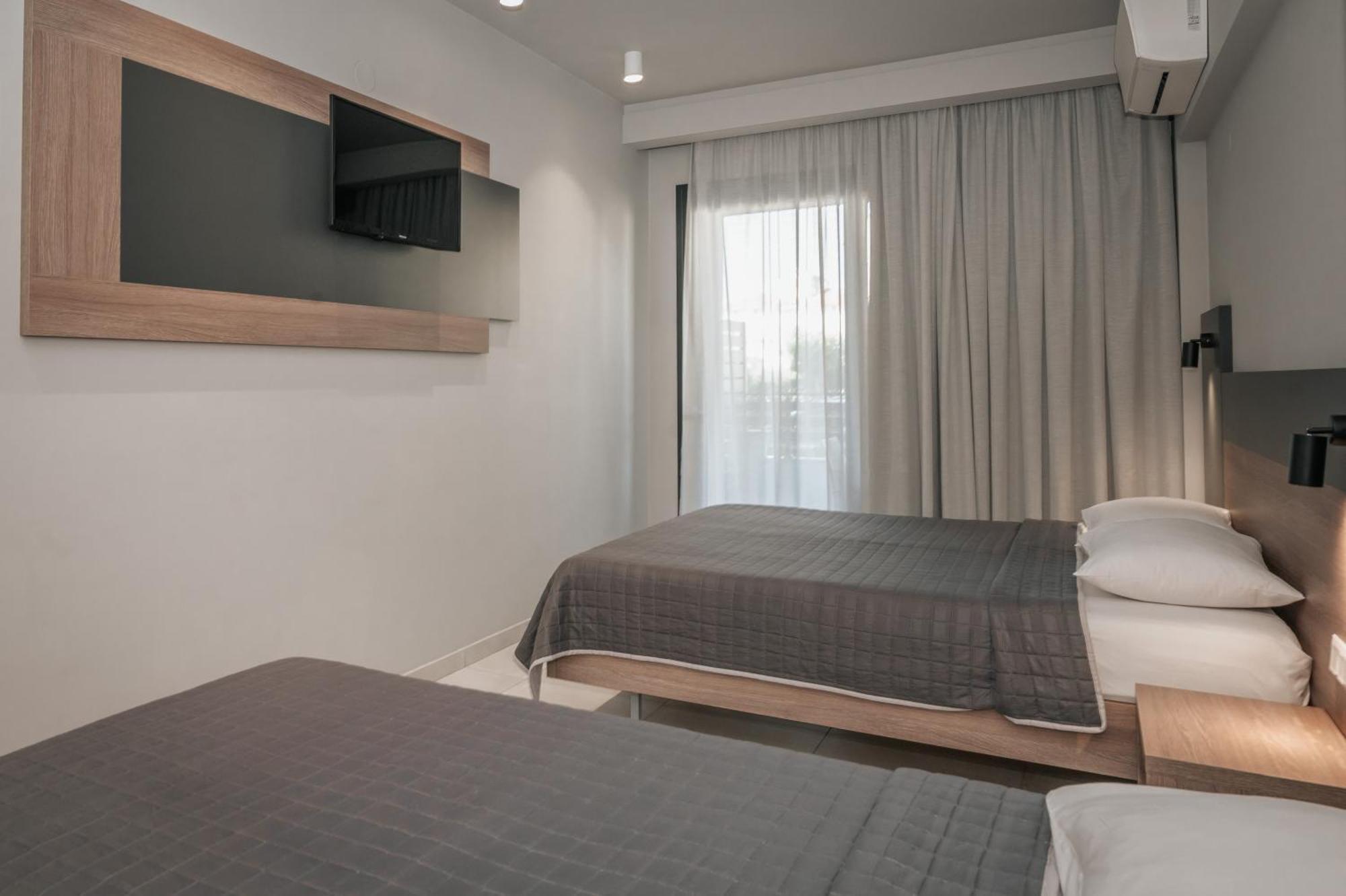 Elizabeth Queen Luxury Rooms Paralía 外观 照片